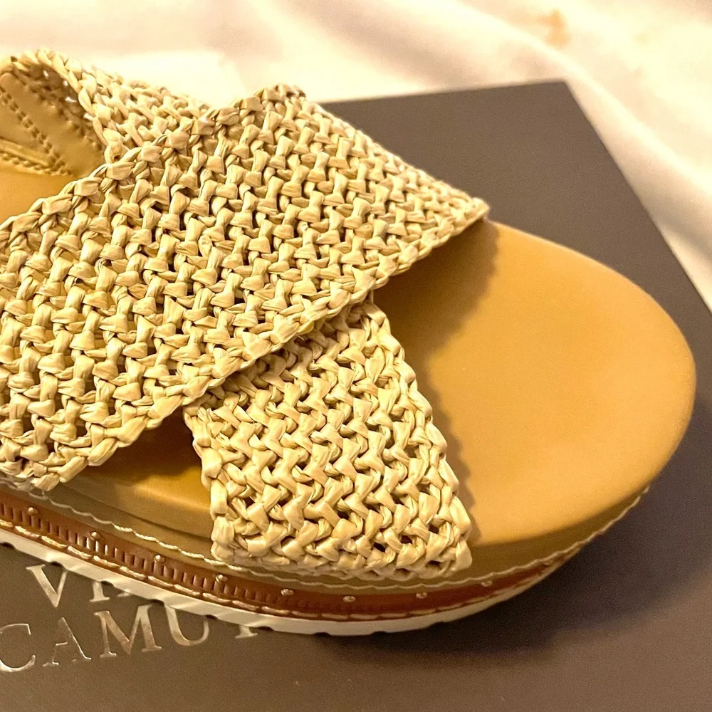 New Vince Camuto Women’s Mule Espadrille Woven Natural Tan Sandal Studded Sz 6.5
